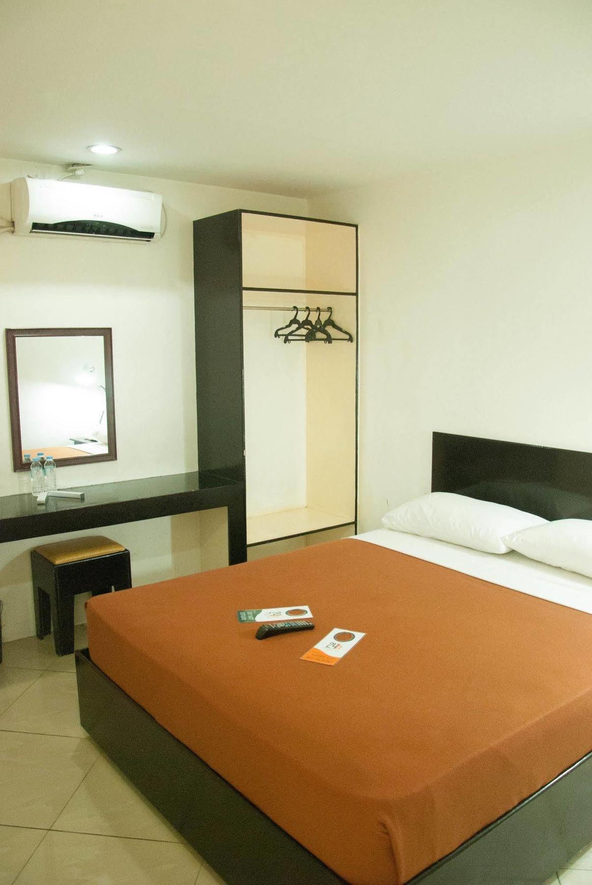 Zen Rooms Basic La Paz San Pedro Makati Eksteriør billede